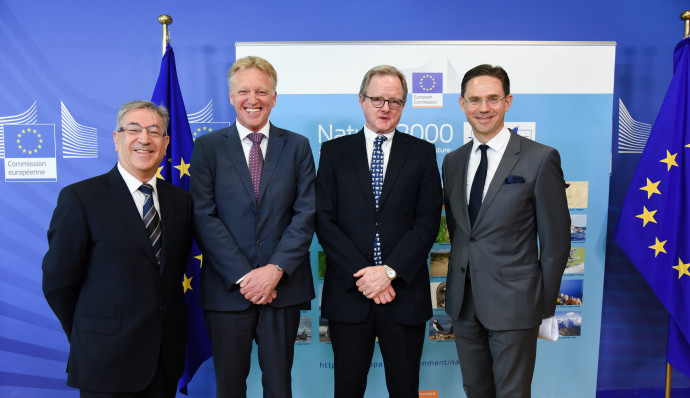 At the signing ceremony, from left to right: Karmenu Vella, European Commissioner for Environment, Maritime Affairs and Fisheries, Frans Schepers, Managing Director of Rewilding Europe, Christopher Knowles, European Investment Bank, Head of Climate Finance and Jyrki Katainen, European Commission Vice-President for Jobs, Growth, Investment and Competitiveness.
